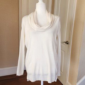 Vince Camuto Turtleneck Soft Long Sleeve White Solid Lightweight Sweater Size S